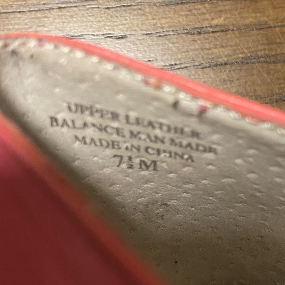 Guess Pink Leather Pumps - Picture 8 of 10